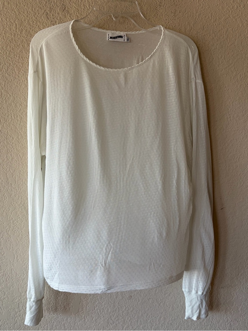 Vintage Mary Green 100% pure silk white textured long sleeve tee XL